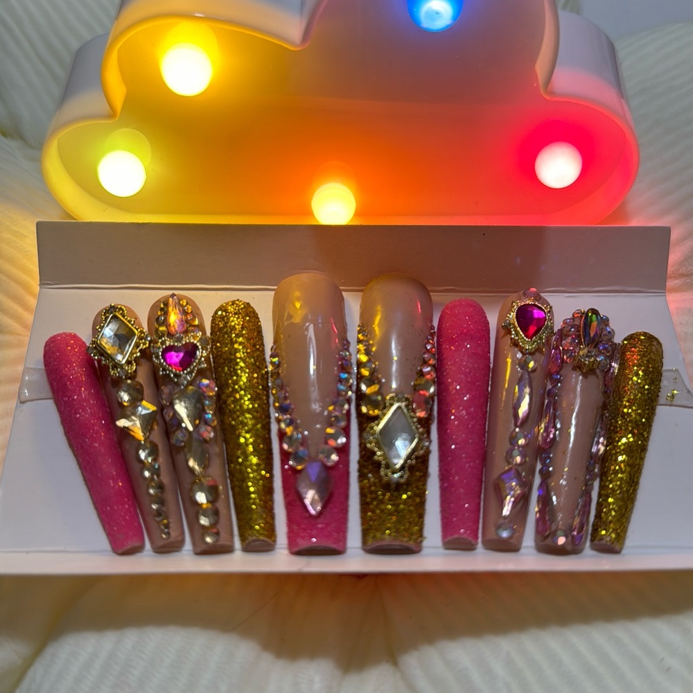 Handmade Press on nails